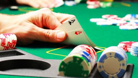 Hướng dẫn cách chơi Poker hiệu quả từ A – Z cho người chơi